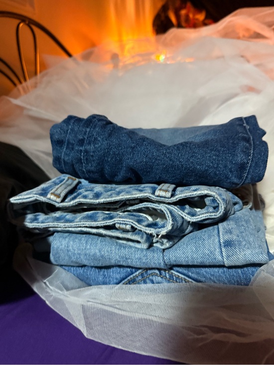 Kendall & Kylie Denim - Bulk Jeans Women Ranging XS-L (3 pairs)